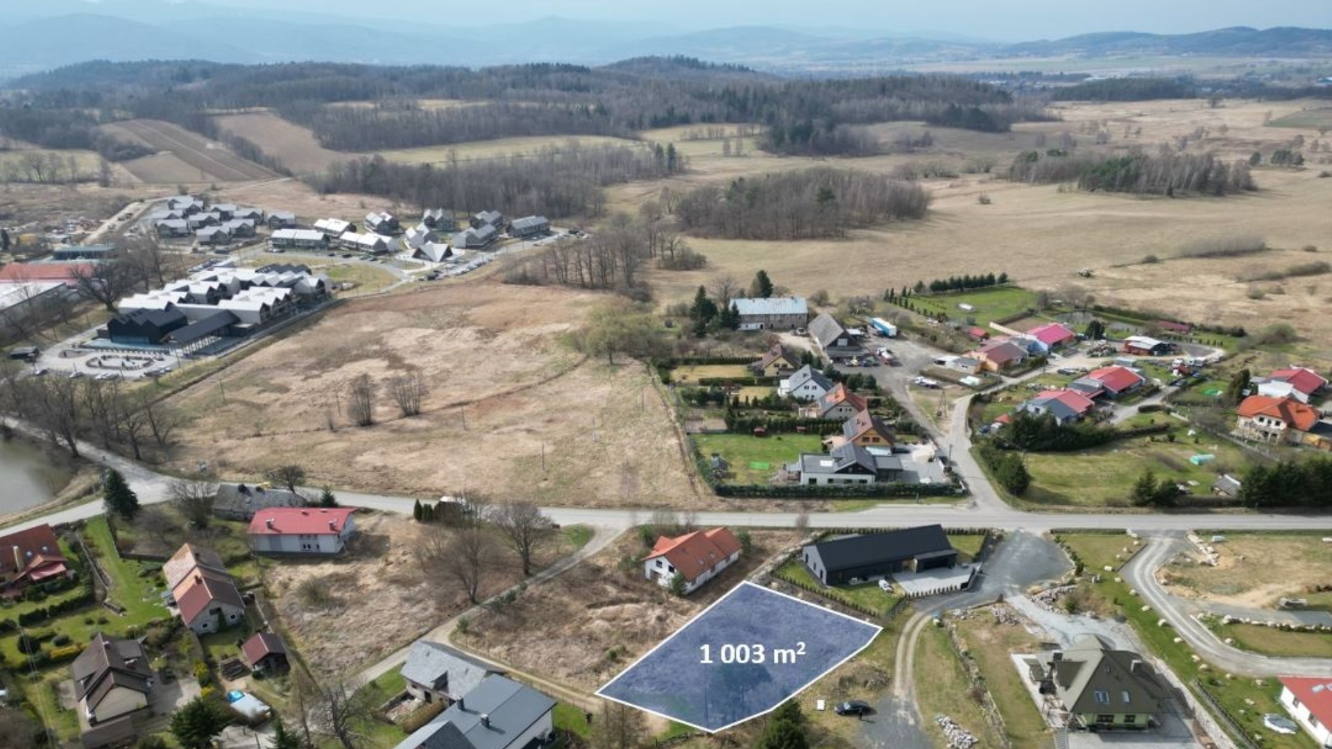 Działka na sprzedaż